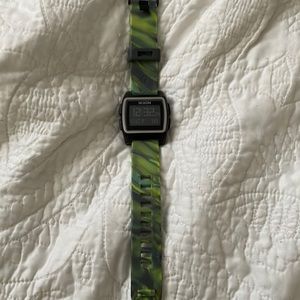 Nixon base tide watch